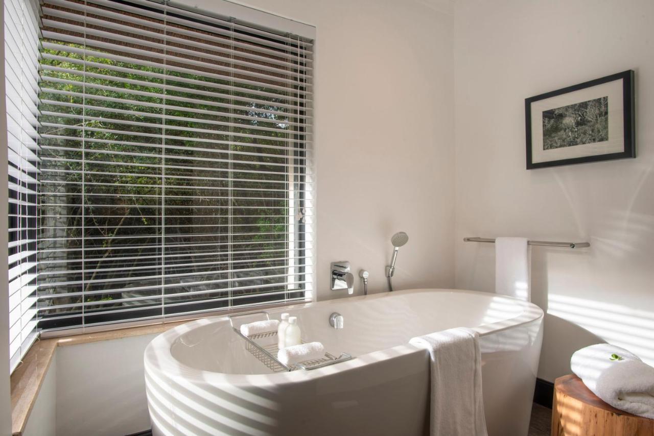 Shamwari Eagles Crag Villa Port Elizabeth Exterior photo
